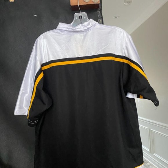 VINTAGE REEBOK ZIP UP  POLO  SHIRT. - Picture 4 of 4